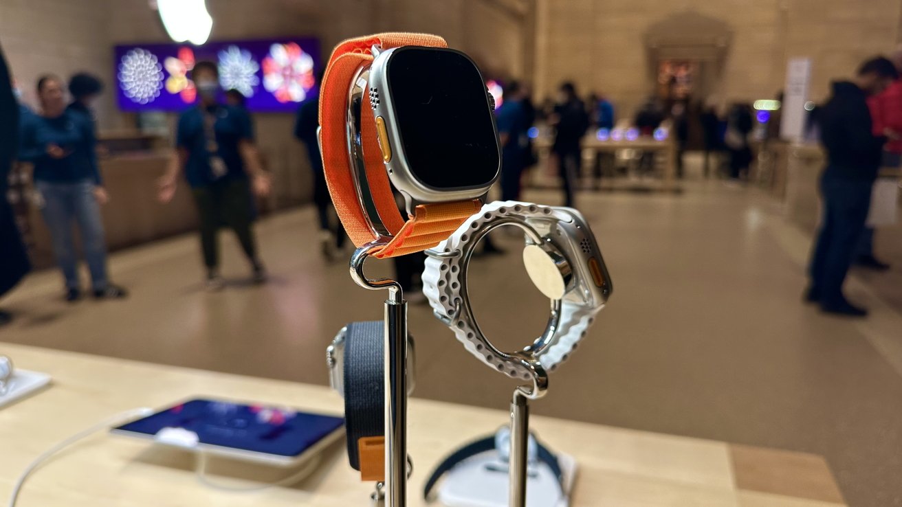 Apple Watch Ultra en exhibición